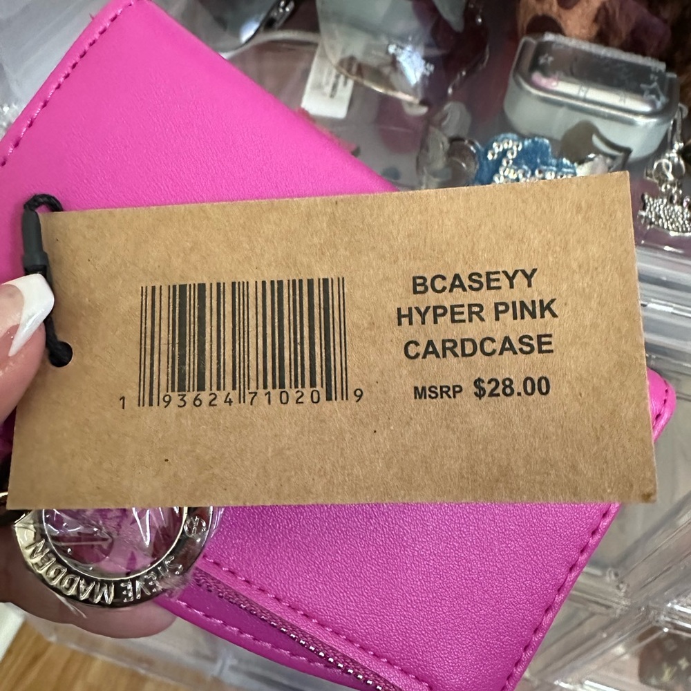 Steve Madden Hyper Pink Card Case - Picture 4 of 4